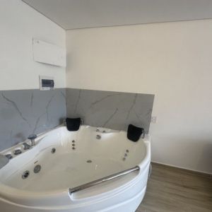 Apartaestudio Con Jacuzzi Privado Y Vistas A Las Montañas