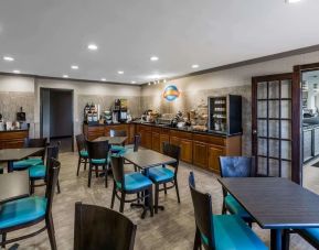 Dining room at Baymont By Wyndham Pella.