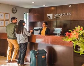 Girasoles Hotel, Lima