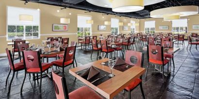 Dining area at DoubleTree By Hilton Sunrise.