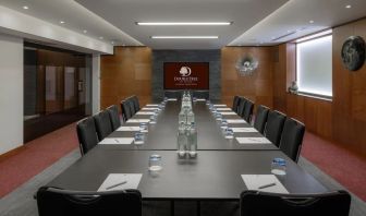 Professional meeting room at DoubleTree by Hilton London Greenwich.