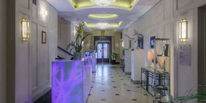 Reception area at DoubleTree by Hilton London Greenwich.