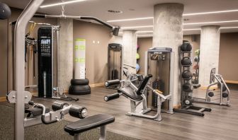 Fitness center available at Lincoln Plaza London, Curio Collection By Hilton. 