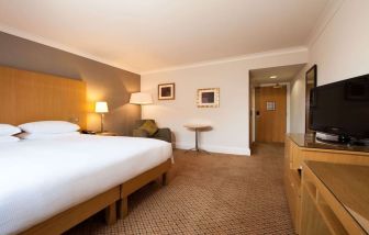 Day use room with natural light at Doubletree by Hilton Glasgow Strathclyde. 