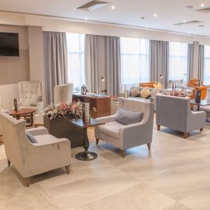 Lobby and coworking lounge at DoubleTree by Hilton Swindon.