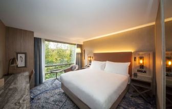 Day use room with natural light at DoubleTree by Hilton London Kingston upon Thames.