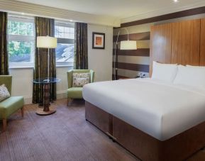 Delux king with natural light at DoubleTree By Hilton Stratford-upon-Avon.