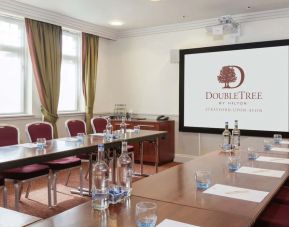 Professional meeting room at DoubleTree By Hilton Stratford-upon-Avon.