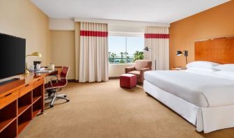 Day use room with natural light at Four Points By Sheraton Los Angeles International Airport.