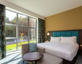 Day use room with natural light at DoubleTree By Hilton Nottingham - Gateway.