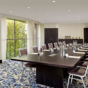 Professional meeting room at DoubleTree By Hilton Nottingham - Gateway.