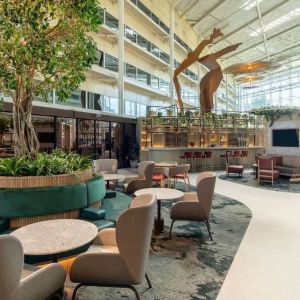 Dining area perfect for coworking  at Hilton London Heathrow Airport.