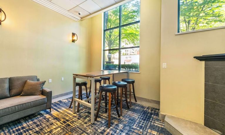 Bar area at Grand Park Hotel & Suites Downtown Vancouver.