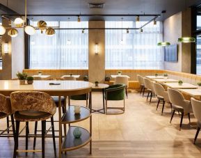 Dining area perfect for coworking at Leonardo Royal Hotel Glasgow.