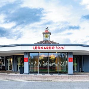 Hotel exterior at Leonardo Hotel And Conference Venue Hinckley Island.