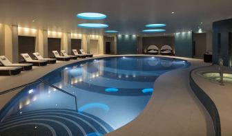 Refreshing indoor pool at Leonardo Hotel And Conference Venue Hinckley Island.