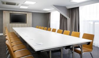 Professional meeting room at Leonardo Hotel And Conference Venue Hinckley Island.