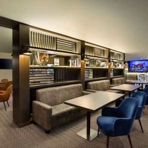 Hotel bar perfect for coworking at Leonardo Hotel And Conference Venue Hinckley Island.