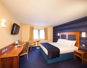 Day use room with natural light at Leonardo Inn Aberdeen Airport.