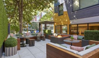 Outdoor seating at Viceroy Washington DC.