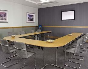 Professional meeting room at Leonardo Hotel Leeds.