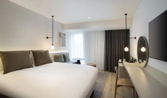 Day use room with natural light at Leonardo Hotel Manchester Piccadilly. 