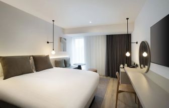 Day use room with natural light at Leonardo Hotel Manchester Piccadilly. 