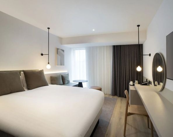 Day use room with natural light at Leonardo Hotel Manchester Piccadilly. 