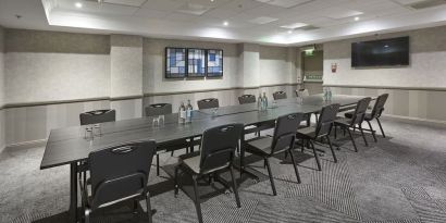 Professional meeting room at DoubleTree by Hilton Dartford Bridge.