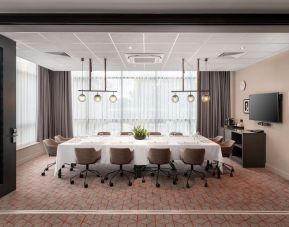 Professional meeting room at Hilton Garden Inn London Heathrow Airport.