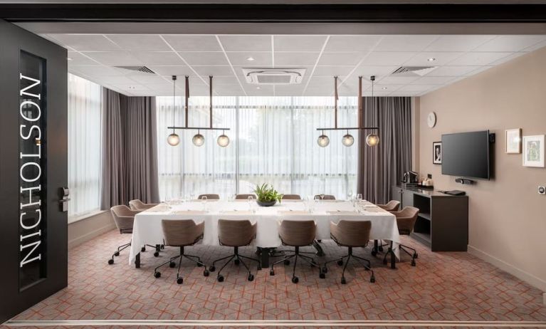 Professional meeting room at Hilton Garden Inn London Heathrow Airport.