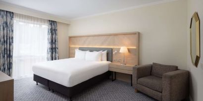 Day use room with natural light at Hilton Northampton.