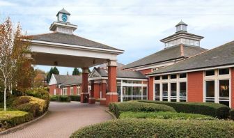 Hotel exterior at Hilton Northampton.