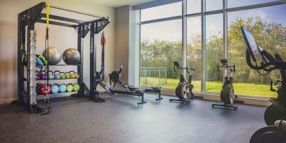 Fitness center with equipment and machines at the Hilton Reading.