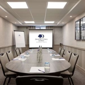 Small meeting room at the DoubleTree by Hilton Newbury North.