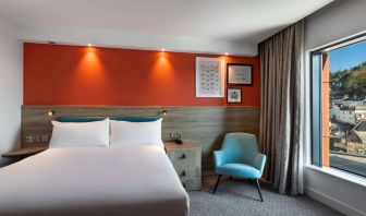 Day use room with natural light at Hampton By Hilton Torquay.