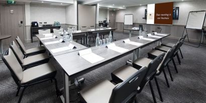 Professional meeting room at DoubleTree By Hilton Edinburgh Airport.