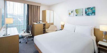 Day use room with work desk at Hilton Garden Inn Bristol City Centre.