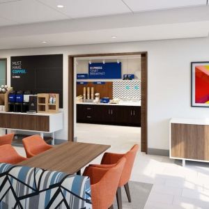 Coworking space at Holiday Inn Express & Suites Bronx.