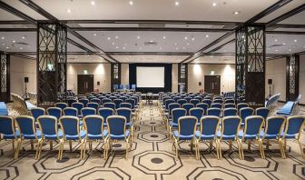 Spacious conference room for large crowds at the Hilton London Gatwick Airport.