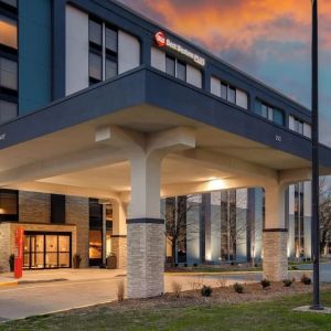 Hotel entrance at Best Western Plus Secaucus Meadowlands.