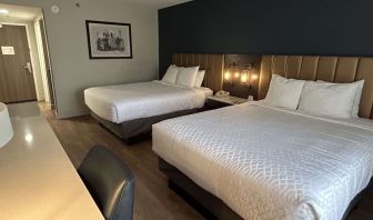 Queen beds at Best Western Plus Secaucus Meadowlands.