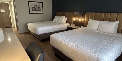 Queen beds at Best Western Plus Secaucus Meadowlands.