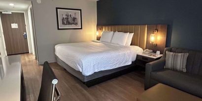 Spacious king room at Best Western Plus Secaucus Meadowlands.