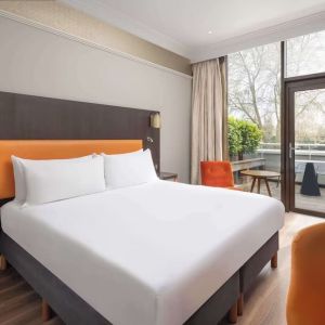 Day use room with balcony at DoubleTree By Hilton London - Hyde Park.