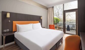 Day use room with balcony at DoubleTree By Hilton London - Hyde Park.