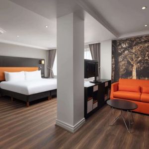 Spacious day use room with living area at DoubleTree By Hilton London - Hyde Park.