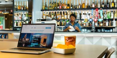 Hotel bar perfect for coworking at Hampton By Hilton London Park Royal.