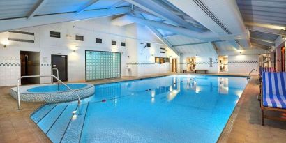 Beautiful indoor pool with jacuzzi at the DoubleTree by Hilton Bristol North.