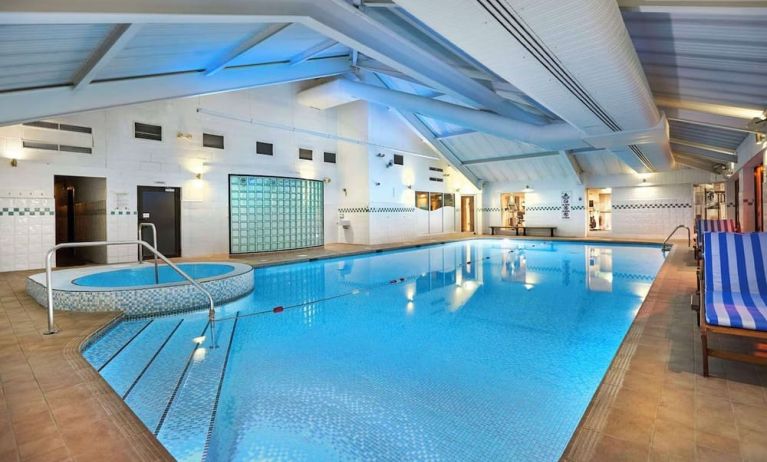 Beautiful indoor pool with jacuzzi at the DoubleTree by Hilton Bristol North.